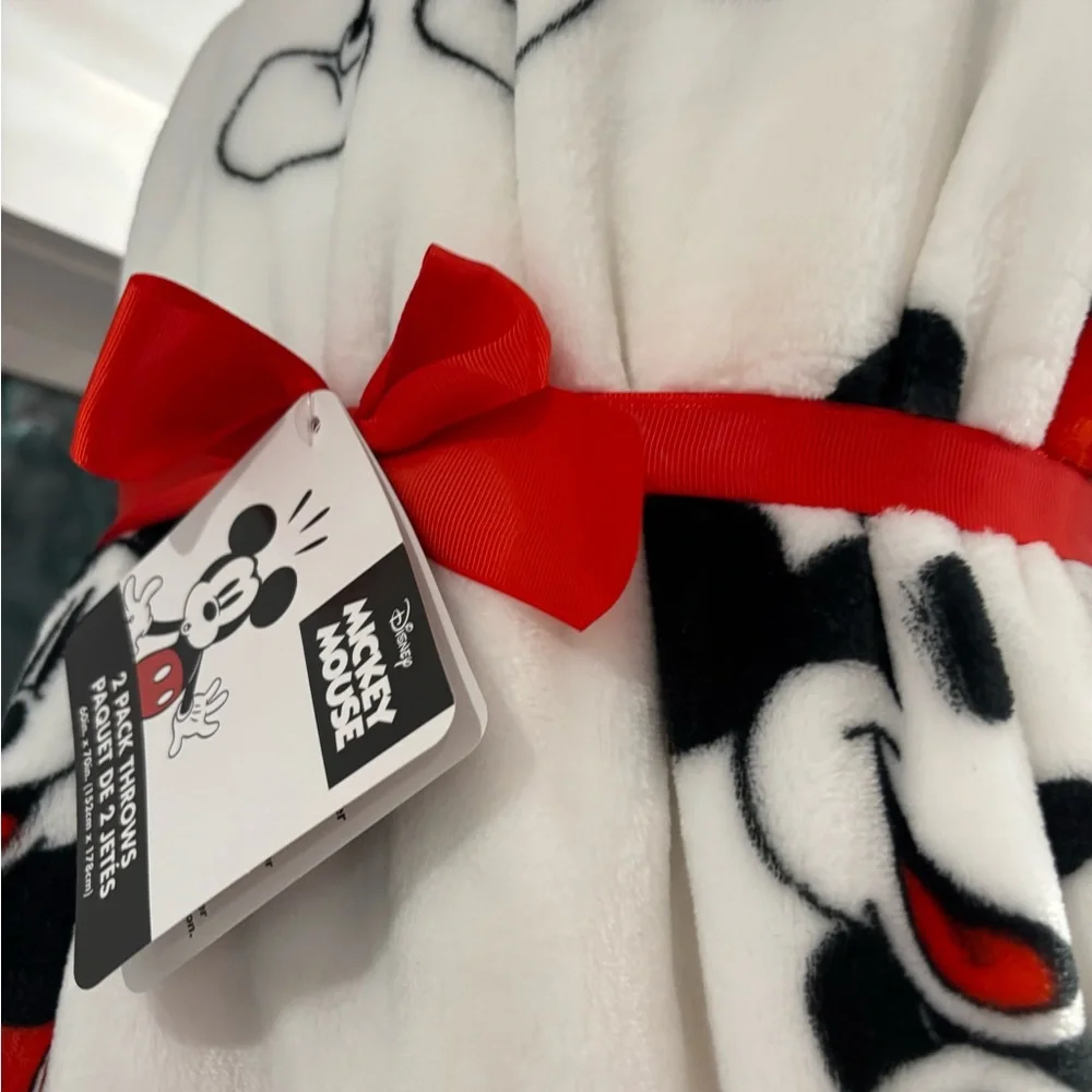 NWT Disney Minnie & Mickey mouse 2 pack Blanket Set - 60” x 70”